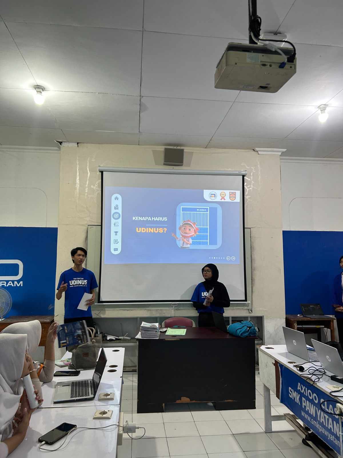 GOES TO SCHOOL BATCH 2